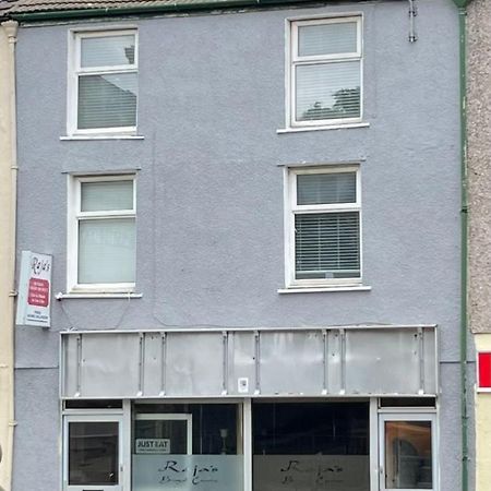 Holyheadinn Exteriör bild